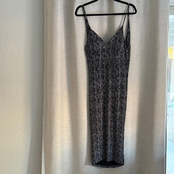 Vintage Windsor Black and Silver Stretchy Patterned Knit Open Back Drape Dress L - Picture 11 of 16
